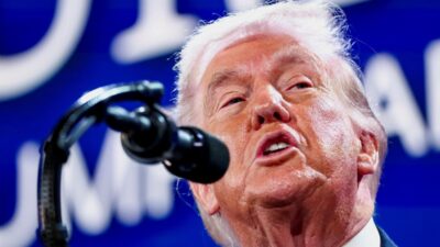 Trump alfalfa kulubu nde gronland ve fed baskani adayi hakkinda mizahi aciklamalar yapti 41317