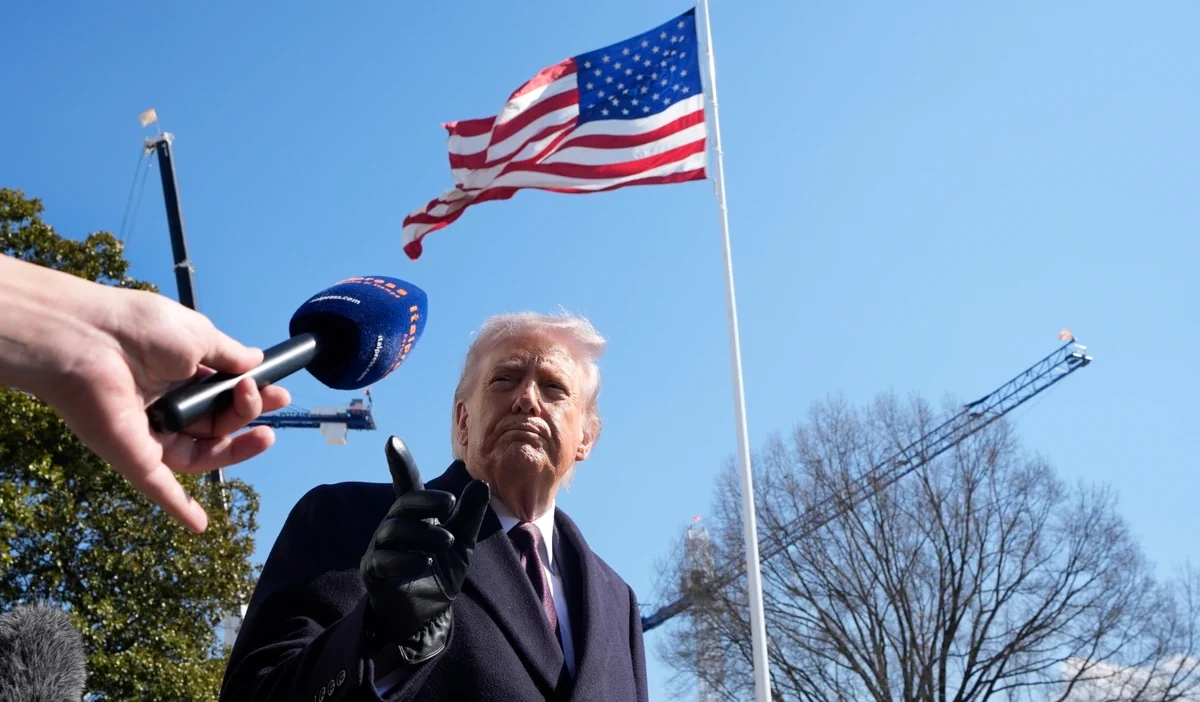 Trump, i̇ran irgc'sinin teslim olmasını ve rejim değişimini talep ederek geniş çaplı hava operasyonu başlattı 1 Trump i ran irgc sinin teslim olmasini ve rejim degisimini talep ederek genis capli hava operasyonu baslatti 50395