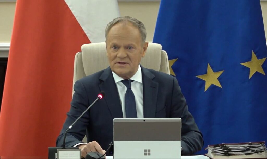 ulusal guvenlik konseyi nde siyasi gerginlik tusk tartismali konuyu elestirdi 45556