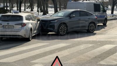 Uygulama araciyla surucunun hiz hatasi varsova da elektrikli audi ile carpisma 48475