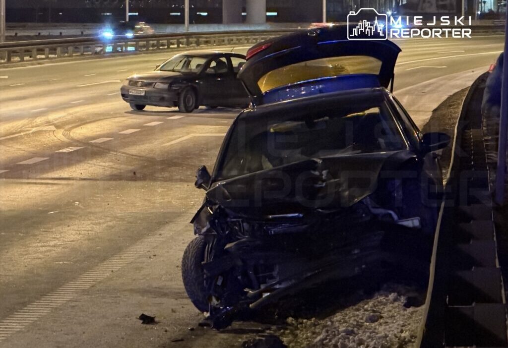 Varsova da dort aracin carpistigi kazada surucu kacti 41210