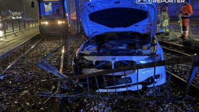 Varsova da gr jecka ile koroty ski kesisiminde trafik kazasi tramvay yollari engellendi 48615