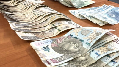 Varsova da i ki haftada 16 sahtekarlik dosyasi 46415