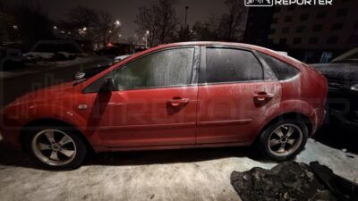 Varsova da park halindeki ford da cikan yanginda sahitler i lk mudahaleyi yapti i cinde yakit tanklari bulundu 43818