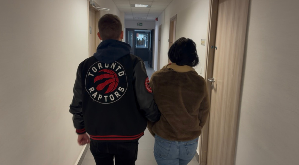 Varsova da su kalite kontrolu yalaniyla hirsizlik yapan 3 kisi tutuklandi 50237