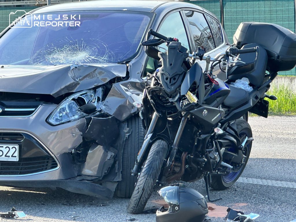 varsova da subat sonu ve mart basi sicak gunlerde motosiklet trafigi artiyor yol kosullari h l kisa benzer 50387