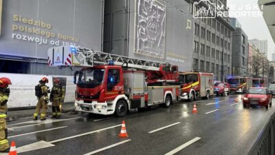 Varsova da tarihi bina yangini yaklasik 200 kisi tahliye edildi 44881