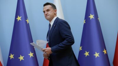 Varsova washington diplomatik krizi hukumet sozcusu ve abd buyukelcisinden aciklamalar 45014