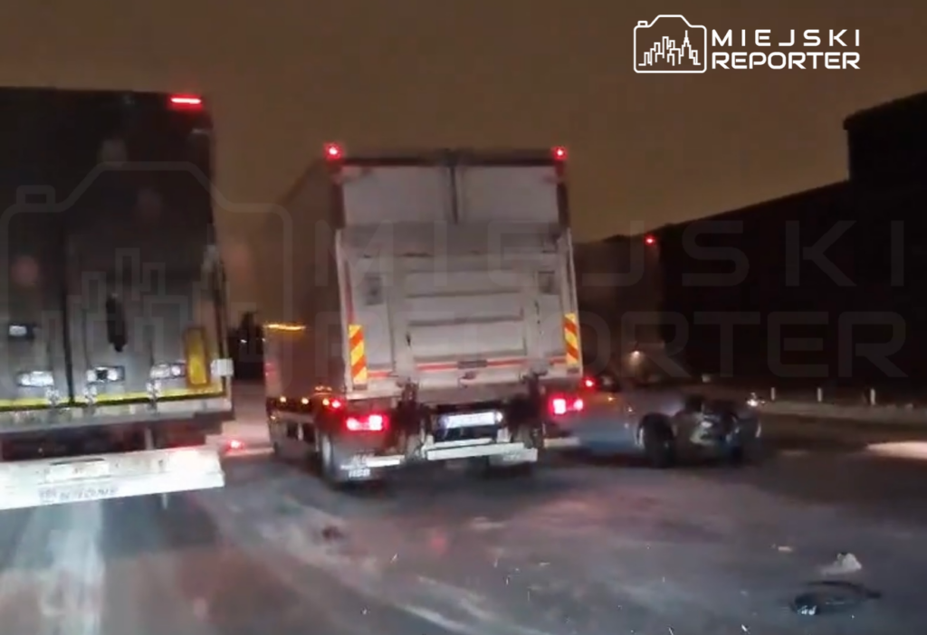 Varsova yollarinda kaza ve yogunluk a2 ve s2 otoyollarinda trafik felaketi 42187