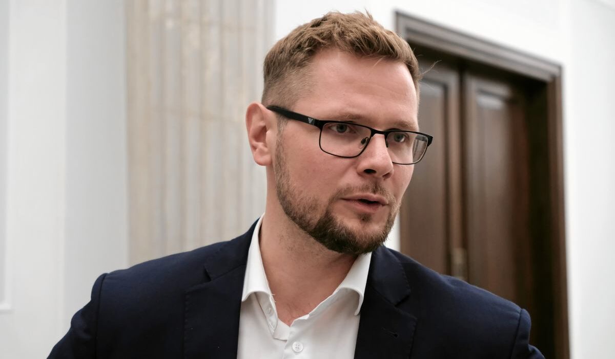 Wos un immunitetinin kaldirilmasi talebi savcilik terfi usulsuzluklerini detaylandirdi 44197