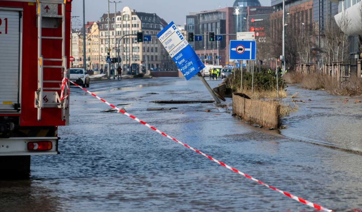 Wroc aw da su boru hatlarinda ariza ve su basincinda dusus 47764