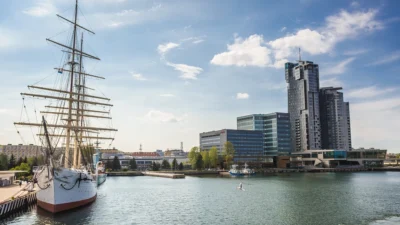 Yatirimcilarin rotasi donuyor yabanci sermaye polonya da kaldi 42973