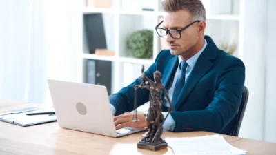 Yuksek i dare mahkemesi vek letname i mzasiz sik yet kararini acikladi 41578