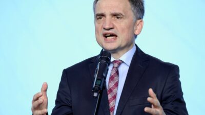 Zbigniew ziobro'dan abd büyükelçisi'ne çağrı: ab şantajı kabul edilir, trump desteği müdahale mi? 2 Zbigniew ziobro dan abd buyukelcisi ne cagri ab santaji kabul edilir trump destegi mudahale mi 46547