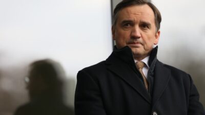 Zbigniew ziobry nin ena talebi daire baskanligina atanan h kim gorevinden alindi 45445