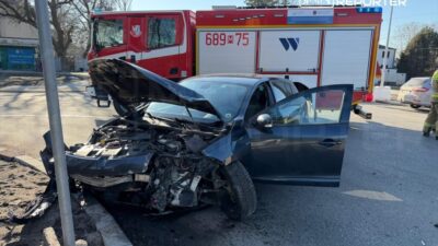 Zielonka da kaza i ki araba carpisti i nsanlar hastaneye kaldirildi 50092