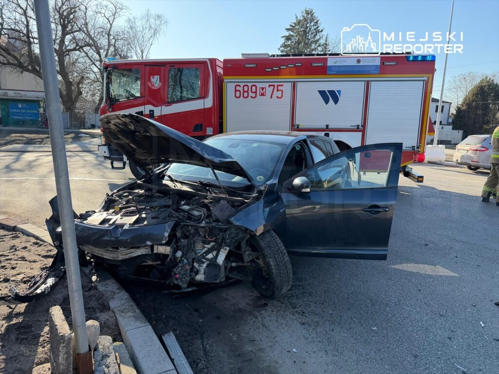 zielonka da kaza i ki araba carpisti i nsanlar hastaneye kaldirildi 50092