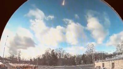 Abd de gunduz vakitinde gorunen parlak meteor olayi saskinlik yaratti 52377