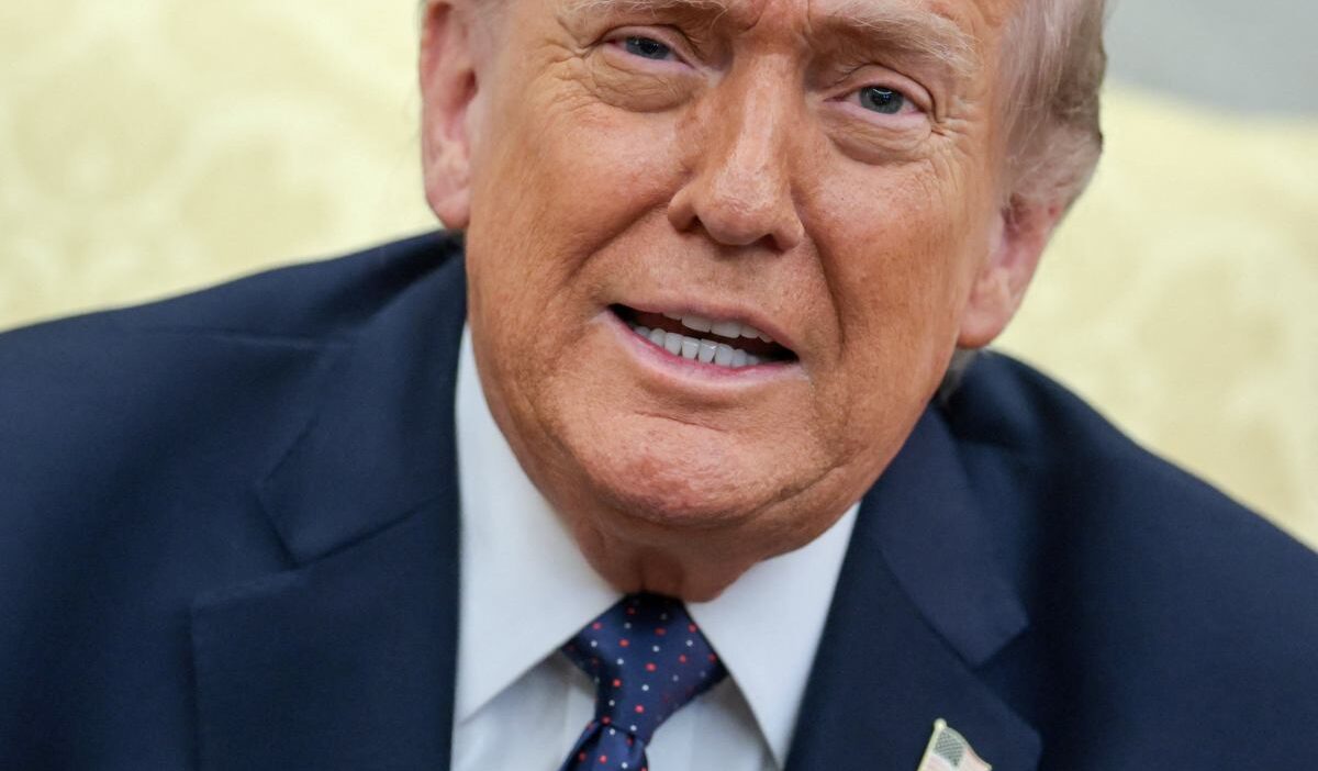 Abd de trump i ddialari fbi belgelerindeki kadin tanikligi ve beyaz house reddi 50822