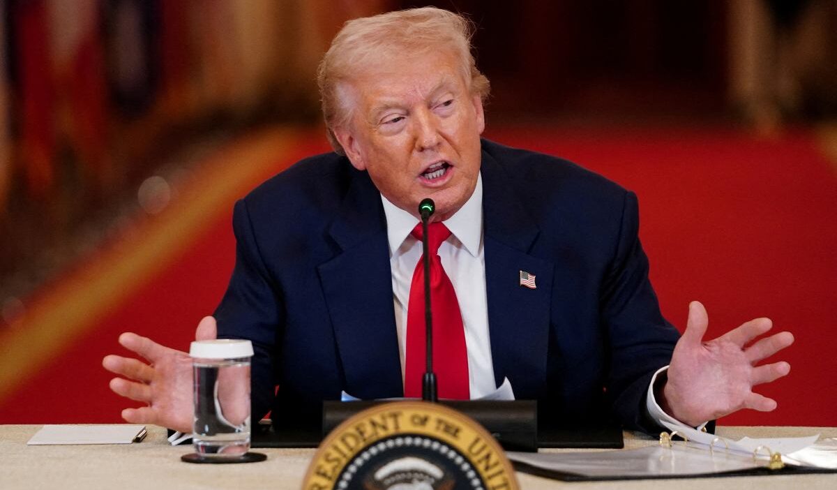 Abd i ran geriliminde denge arayisi trump in saldiri ertelemesi ve i ran in tepkisi 54390