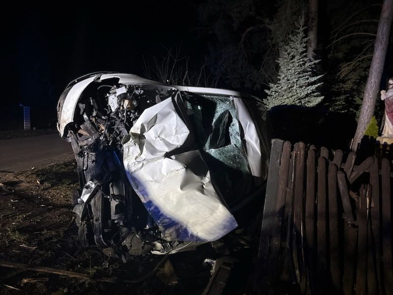 Alkollu ve ehliyetsiz surucu kaplica citine carpti olay yerinden kacti 55082