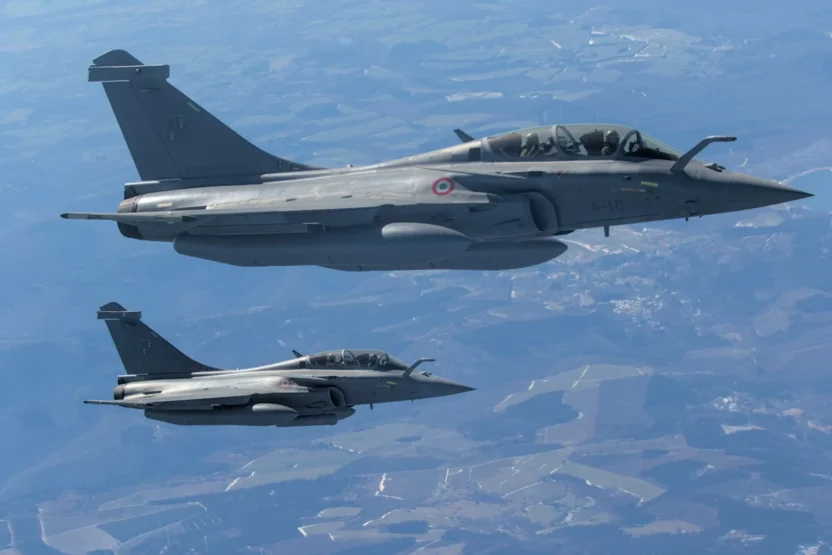 Avrupa yi atomik sekilde savunmak i stiyor 50653