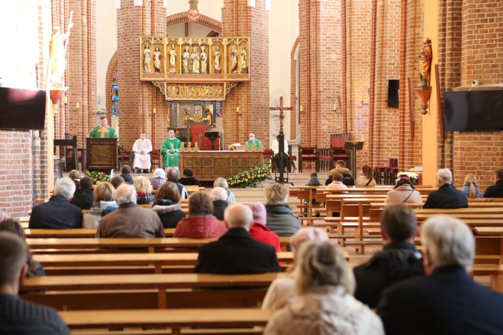 bia ystok ta kilisede saldiri supheli gozaltina alindi 52434