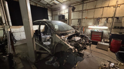 Calinti otomobil parcalama operasyonunda 2 supheli tutuklandi 52936