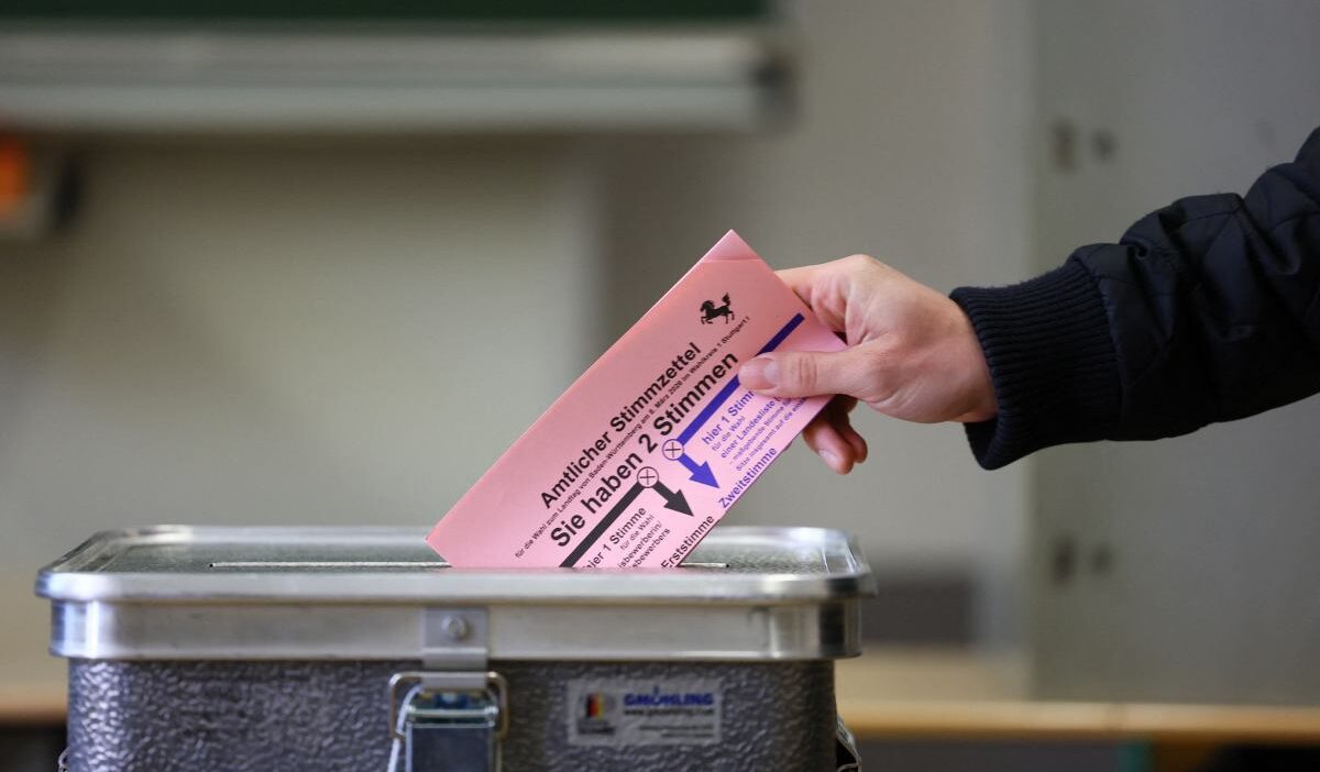 Exit poll: yeşiller baden-württemberg'de önde çıktı 1 Exit poll yesiller baden wurttemberg de onde cikti 51007