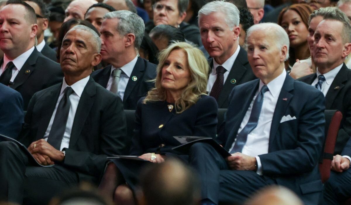 Filadelfiya da gizli servis ajani gorev sirasinda kazara silah kazasi gecirdi 56255