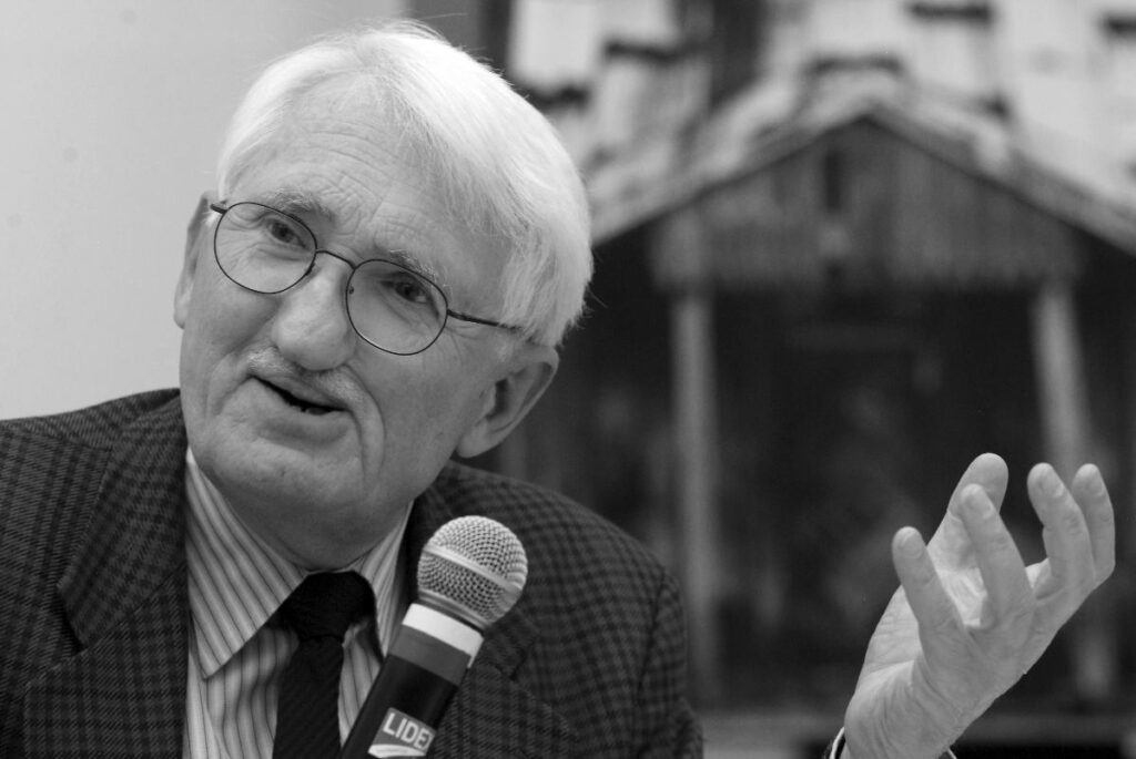 frankfurt okulu nun onemli temsilcisi jurgen habermas vefat etti 51503