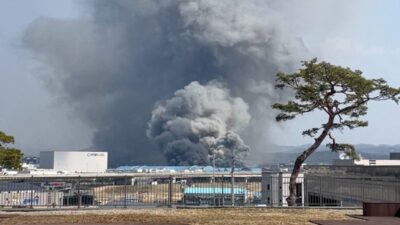 Guney kore de kimyasal tesiste yangin cok sayida yarali ve kayip var 53222