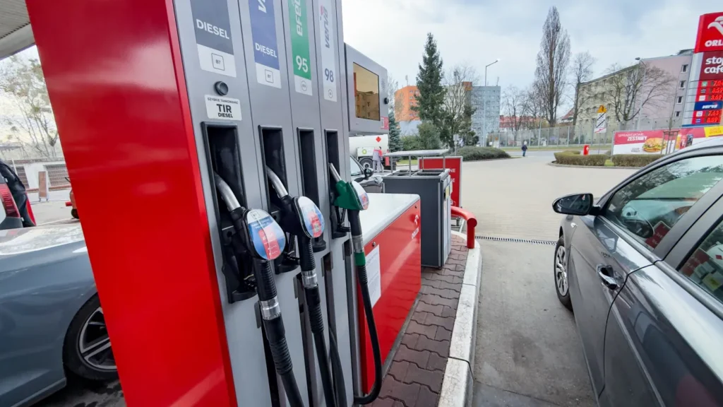 i ran daki savas petrol fiyatlarini yukseltiyor 200 dolar senaryolari 55891