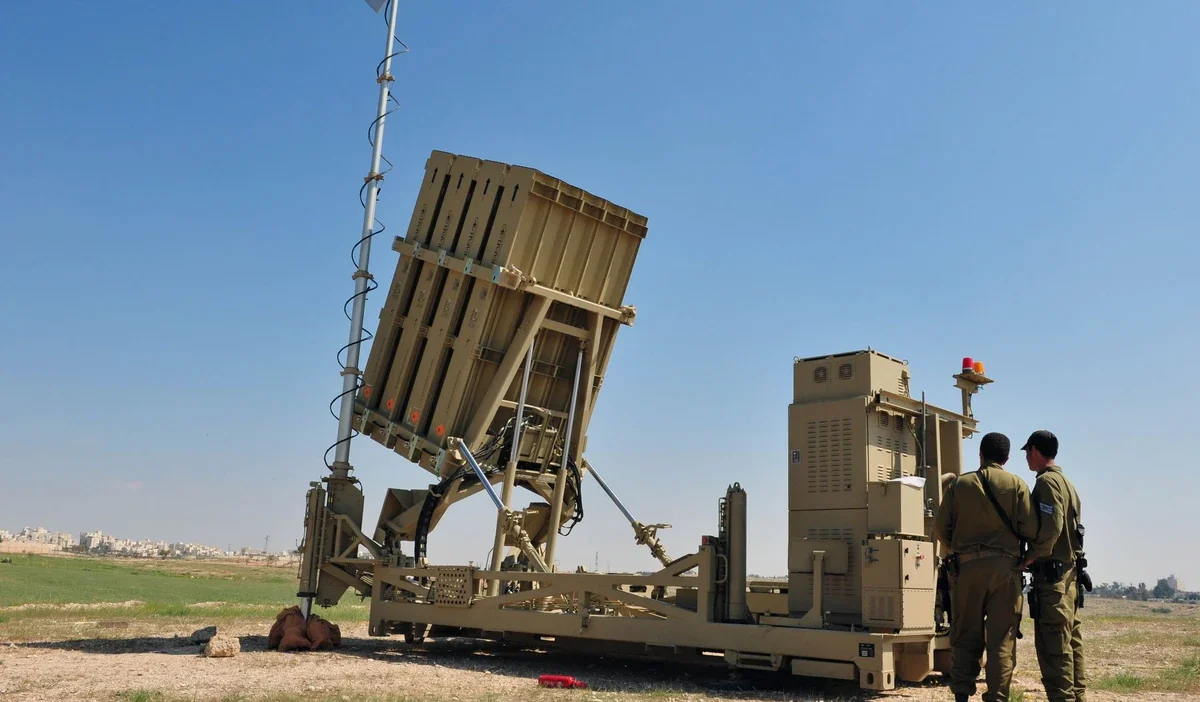 I ran dan i srail e yonelik fuze saldirisi hava savunma sistemleri aktive edildi 50602