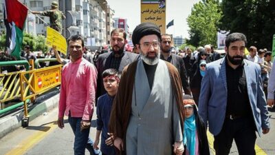 I ran lideri nin oglu mod taba chamenei rusya da tedavi edildi 51630