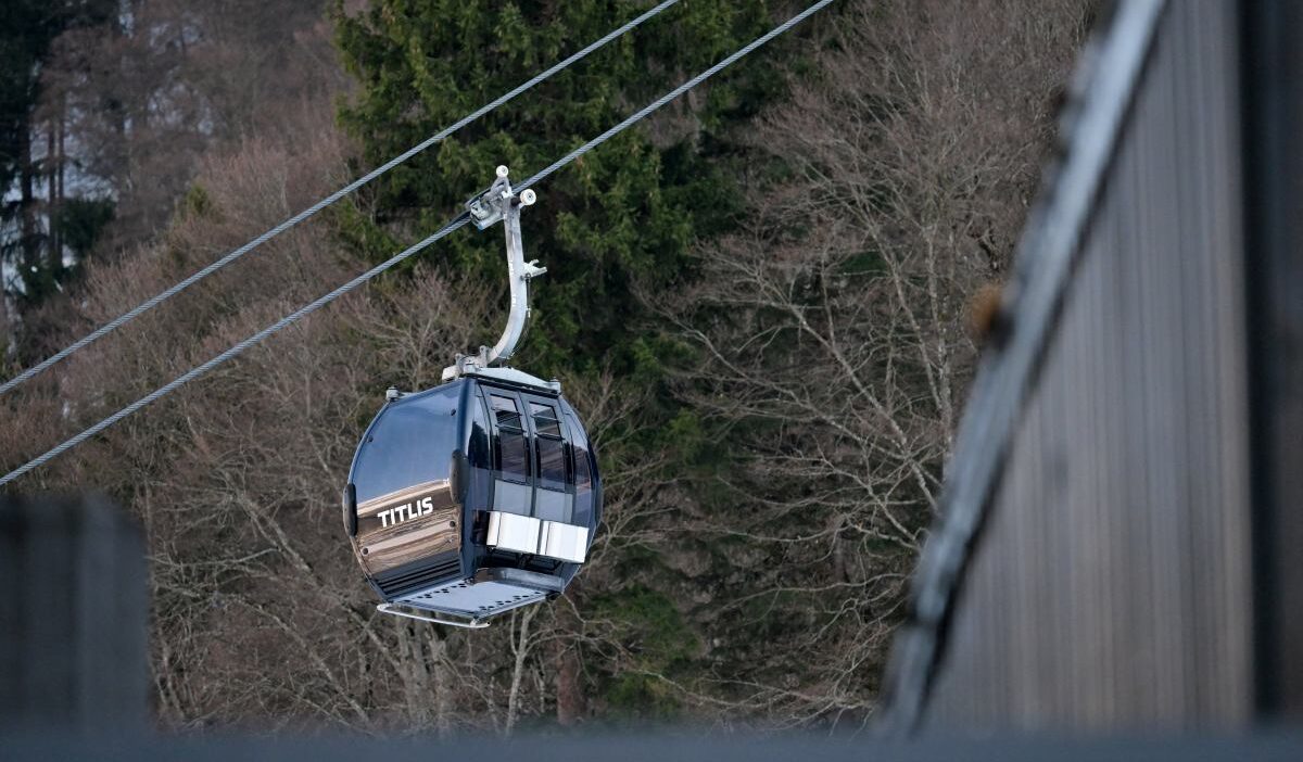 I svicre de teleferik kazasi bir kisi hayatini kaybetti 52679