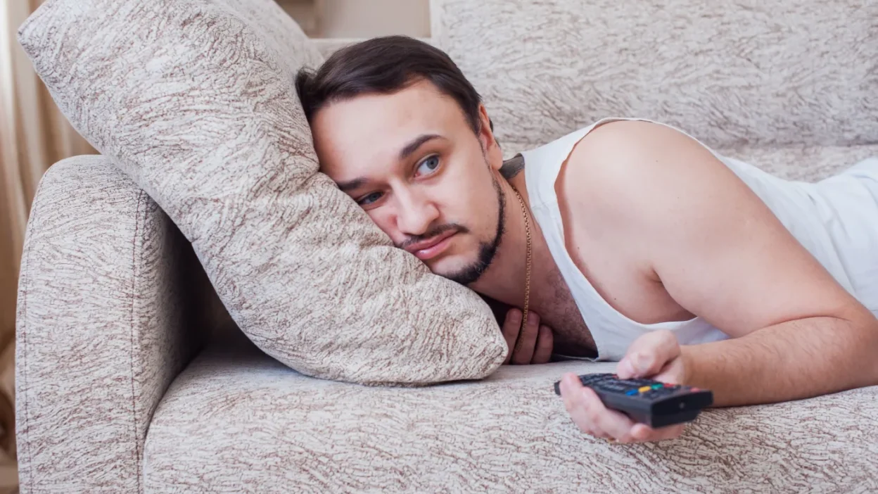 I talya da anne 31 yasindaki oglunu evden cikarma davasini kazandi 54239