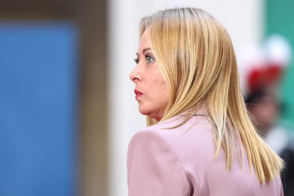 i talya da hukuk reformu referandumdan gecmedi meloni hukumeti hayal kirikligi yasadi 54848