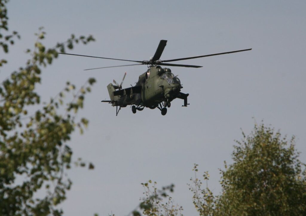 katar da egitim ucusunda kaza bir turk askeri ve aselsan calisanlari arasinda oluler 54046