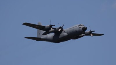 Kolombiya da hercules askeri ucagi kalkista dustu cok sayida asker yarali 54477