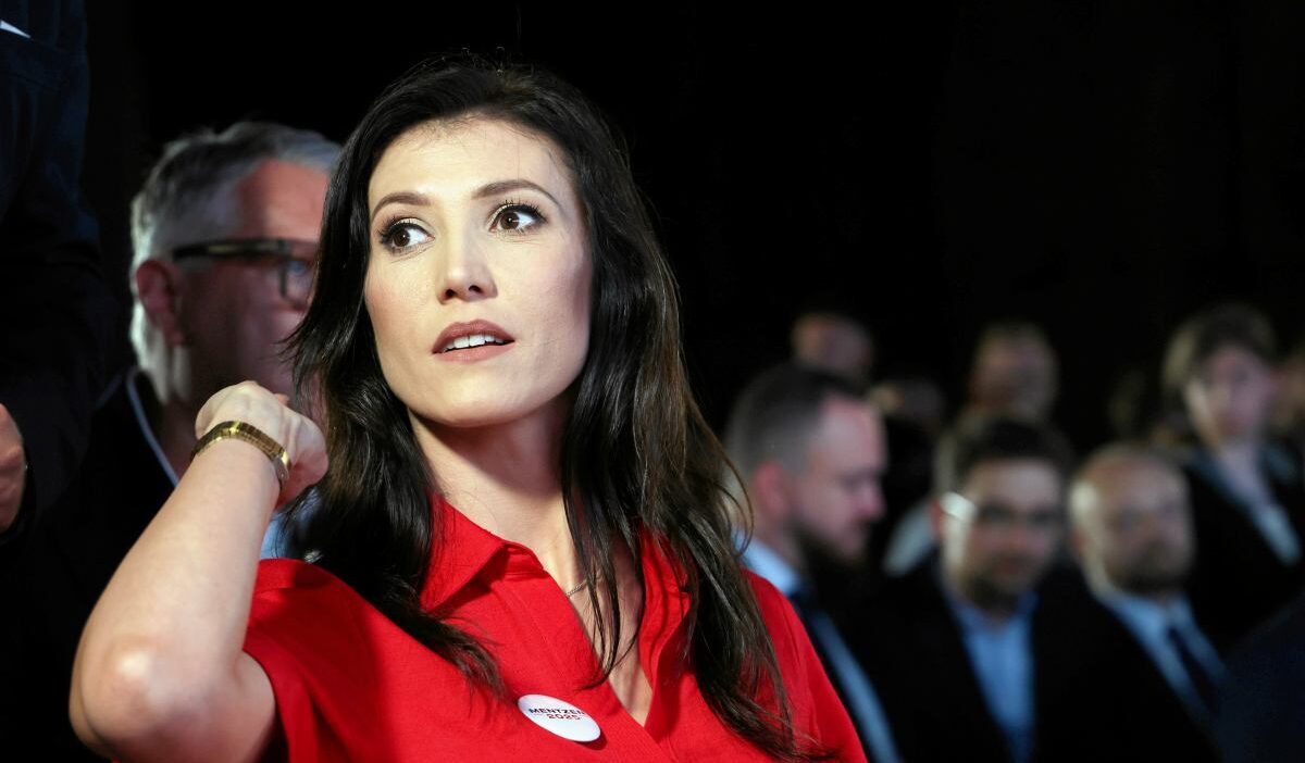 Konfederasyon partisi’nde avrupa parlamentosu grubu değişikliği ve disiplin cezası 1 Konfederasyon partisi nde avrupa parlamentosu grubu degisikligi ve disiplin cezasi 55262