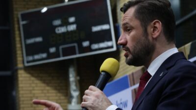 Kraków'da belediye başkanı ve belediye meclisi i̇çin referandum kararı 3 Krak w da belediye baskani ve belediye meclisi i cin referandum karari 56982