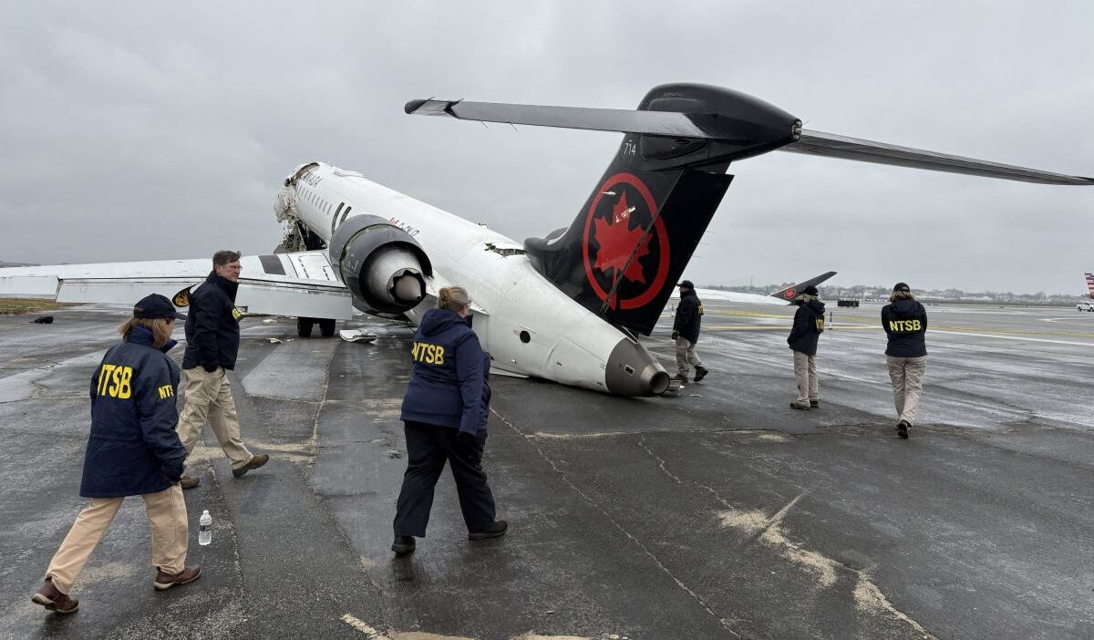Laguardia da i nis sirasinda kaza i ki pilot hayatini kaybetti sorusturma baslatildi 54995