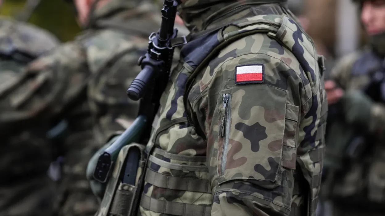 Lubnan da polonyali asker mayin patlamasi sonucu yaralandi 56656