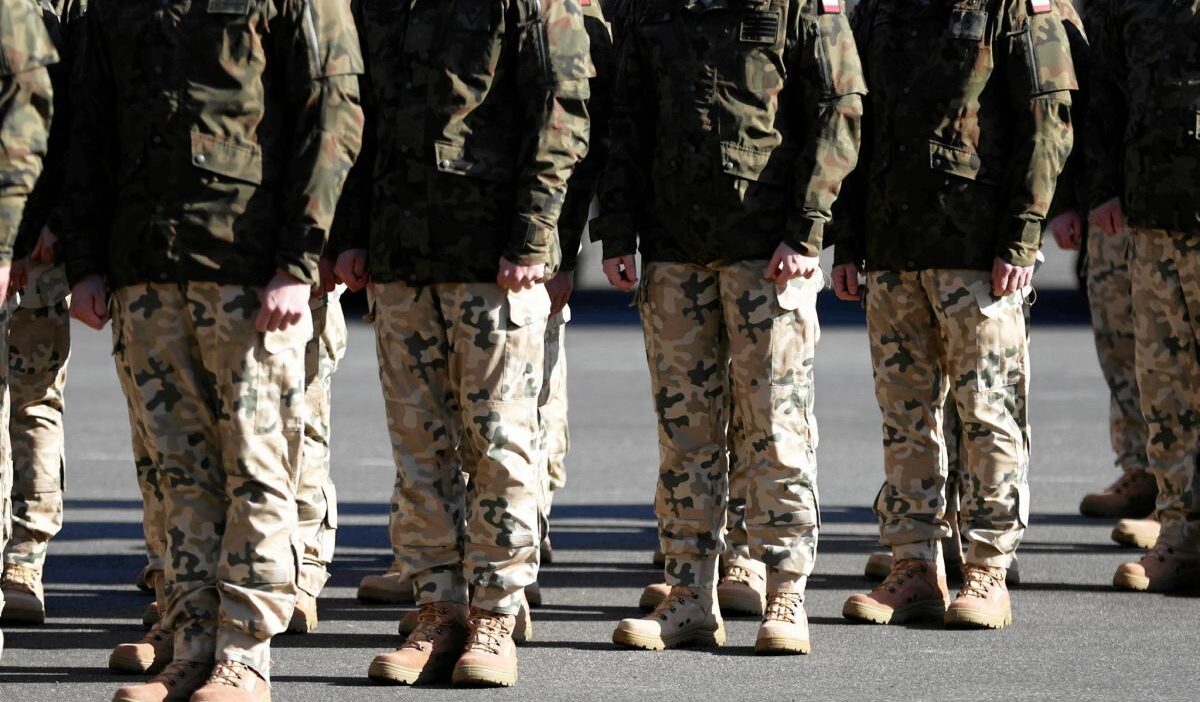 Lübnan'da polonyalı barış gücü askeri mayın patlamasında hafif yaralandı 1 Lubnan da polonyali baris gucu askeri mayin patlamasinda hafif yaralandi 56653