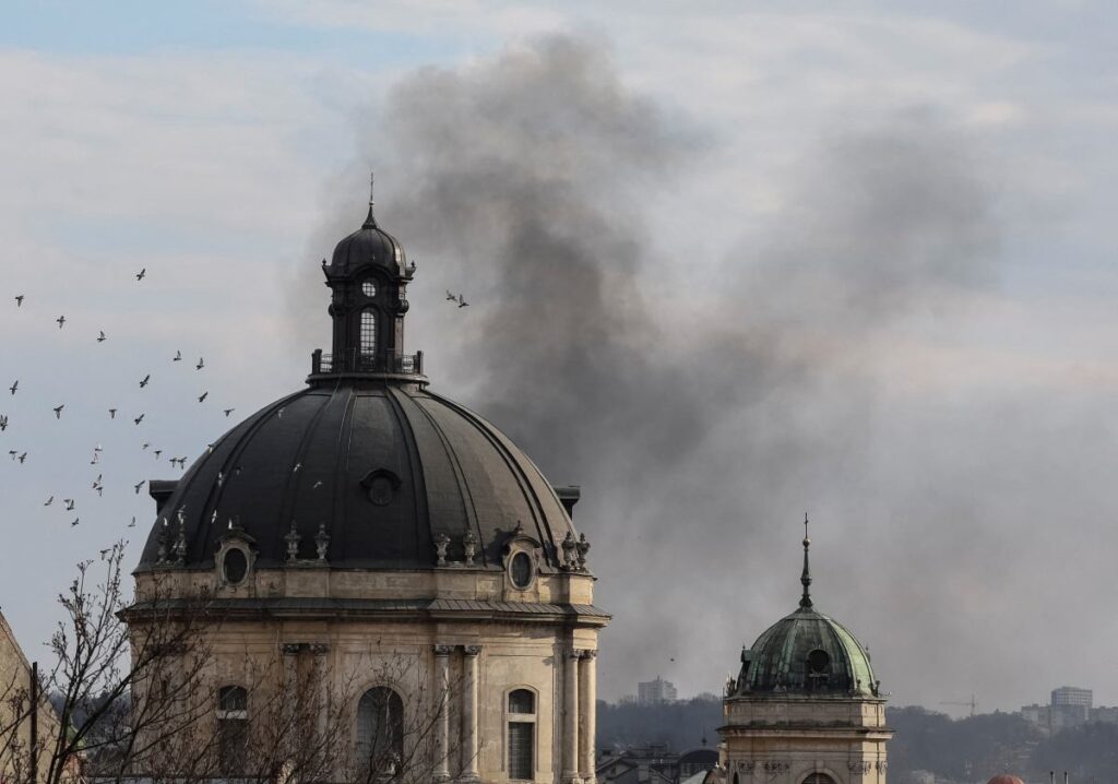 lviv e rus i ha saldirisi unesco mirasi alani ve polonya ya ait belgeler risk altinda 54842