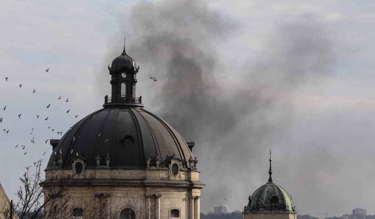 Lviv e rus i ha saldirisi unesco mirasi alani ve polonya ya ait belgeler risk altinda 54842