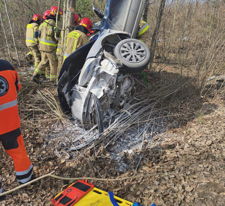 M awa da piekie ko caddesi nde 11 mart ta meydana gelen kazada iki genc yarali polis ve savcilik sorusturma yurutuyor 51296