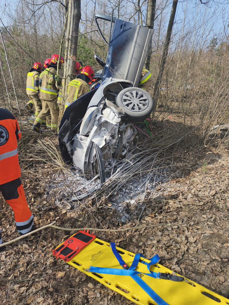 m awa da piekie ko caddesi nde 11 mart ta meydana gelen kazada iki genc yarali polis ve savcilik sorusturma yurutuyor 51296