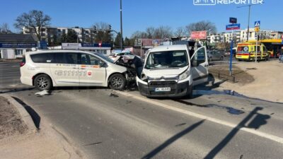 Modlińska ekspresova kavşağında trafik kazası: citroen sürücüsü kemersiz çarpışmada hastaneye kaldırıldı 4 Modli ska ekspresova kavsaginda trafik kazasi citroen surucusu kemersiz carpismada hastaneye kaldirildi 51066